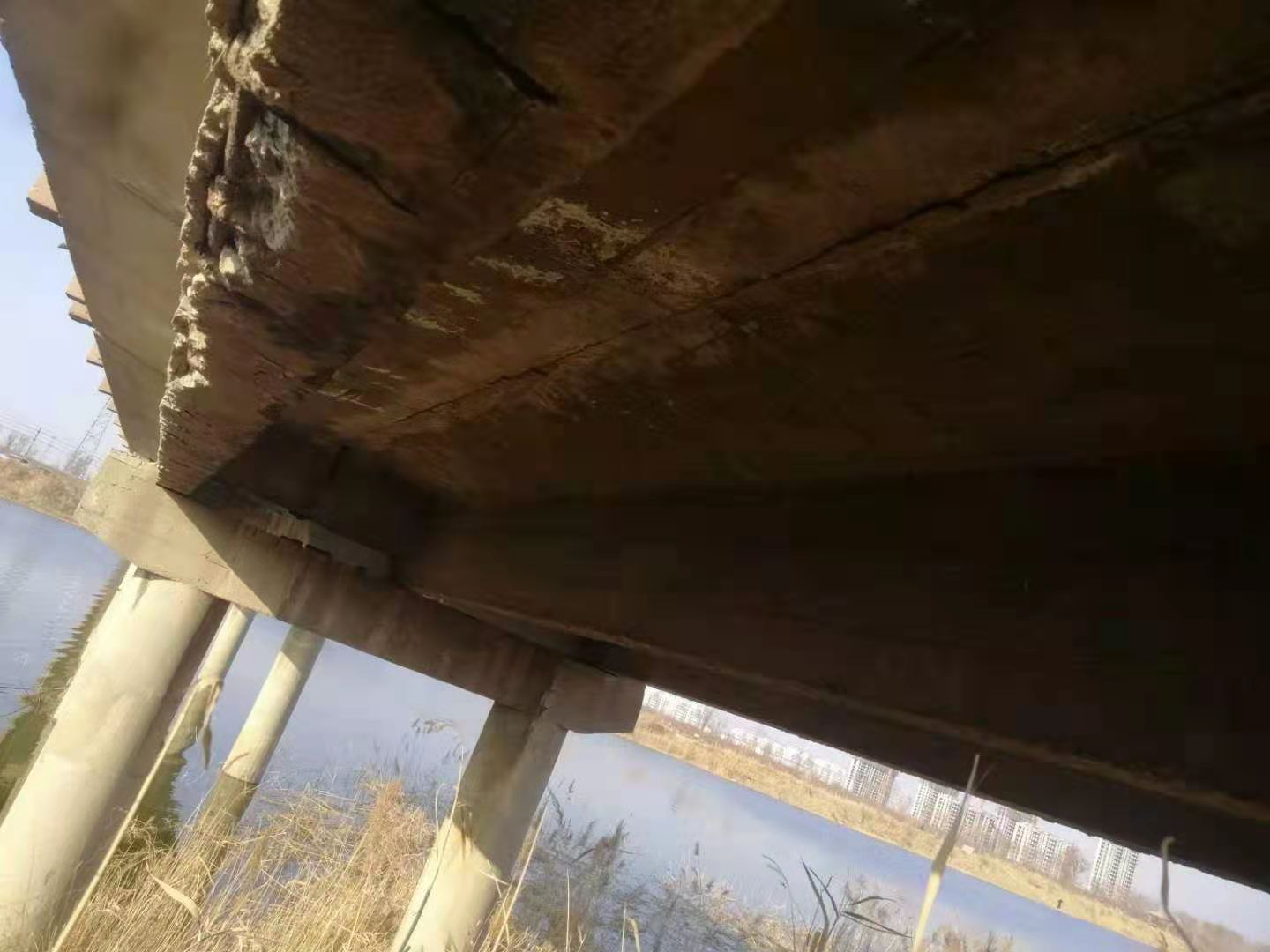 沙市道路桥梁结构的常见病害